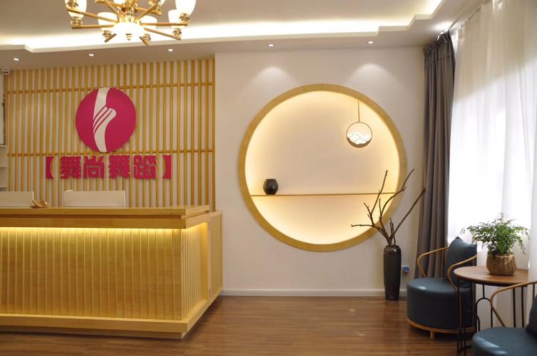 成都世纪舞尚文化传播信息咨询服务 舞动品牌脉搏，传承文化价值